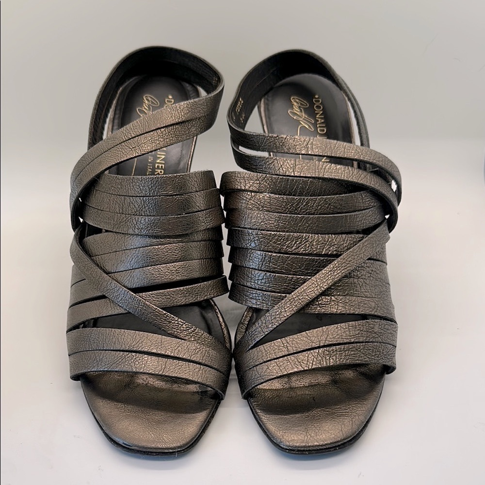 Elegant Donald J Pliner Bronze Strappy Women's Sandals